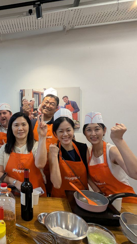 Evelyn Shen participating in a team building activity. Evelyn Shen participating in a team building activity.